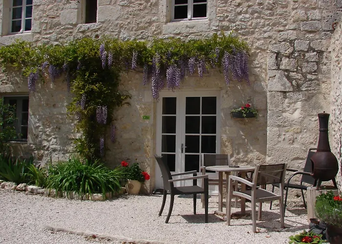 Pensjonat La Bordette Valeilles